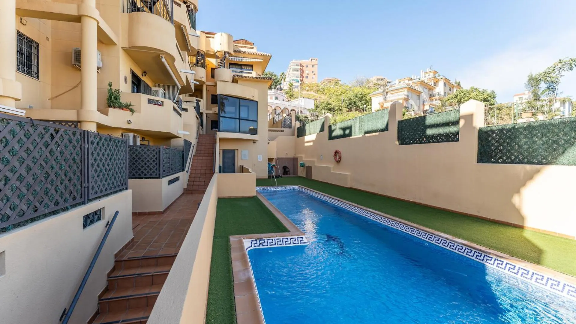 Malagasuite Beautiful Pool & Parking Torremolinos Spagna
